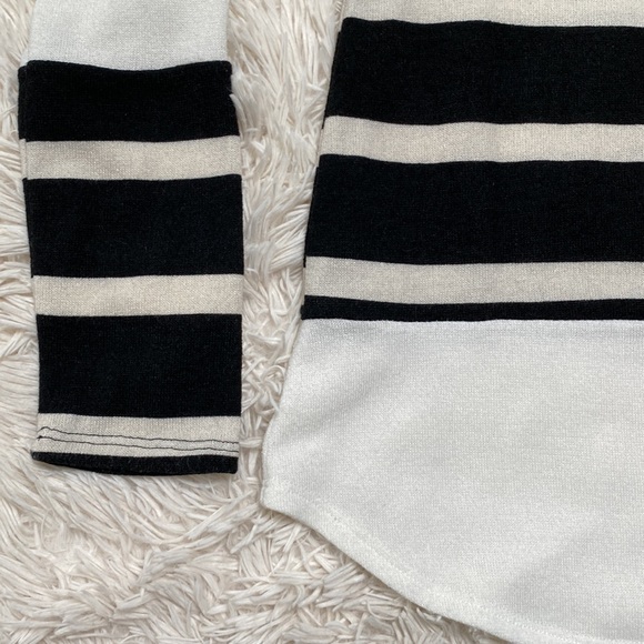 12PM by Mon Ami Stripe Top 💗 White Black Cream - Picture 7 of 11